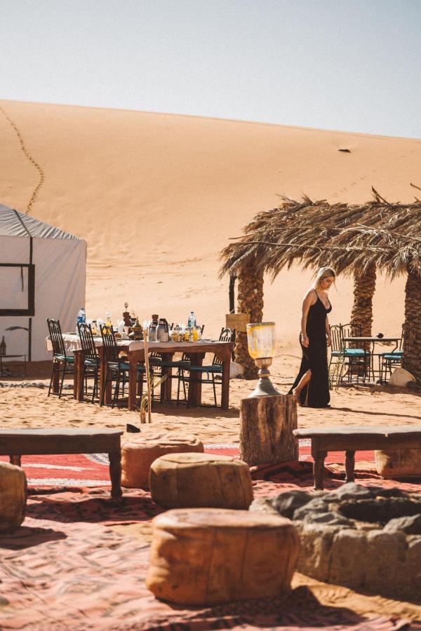 Hotel Luxury Maktoub Merzouga Exterior foto